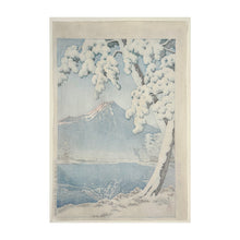 Carica l&#39;immagine nel visualizzatore di Gallery, HASUI KAWASE, Clearing after a Snowfall on Mount Fuji, Schiarita dopo una nevicata sul Monte Fuji, Fuji no Yukibare, Tagonoura, 1932
