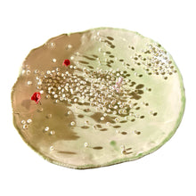 Carica l'immagine nel visualizzatore di Gallery, PIATTINO CRISTINA, Prato fiorito, 2025
